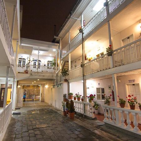 Hotel Europa Алауси Экстерьер фото