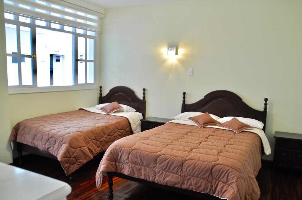 Hotel Europa Алауси Экстерьер фото