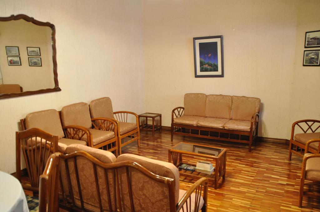 Hotel Europa Алауси Экстерьер фото