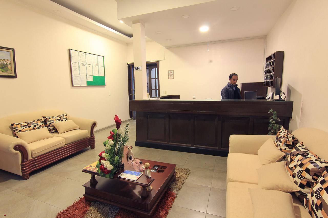 Hotel Europa Алауси Экстерьер фото