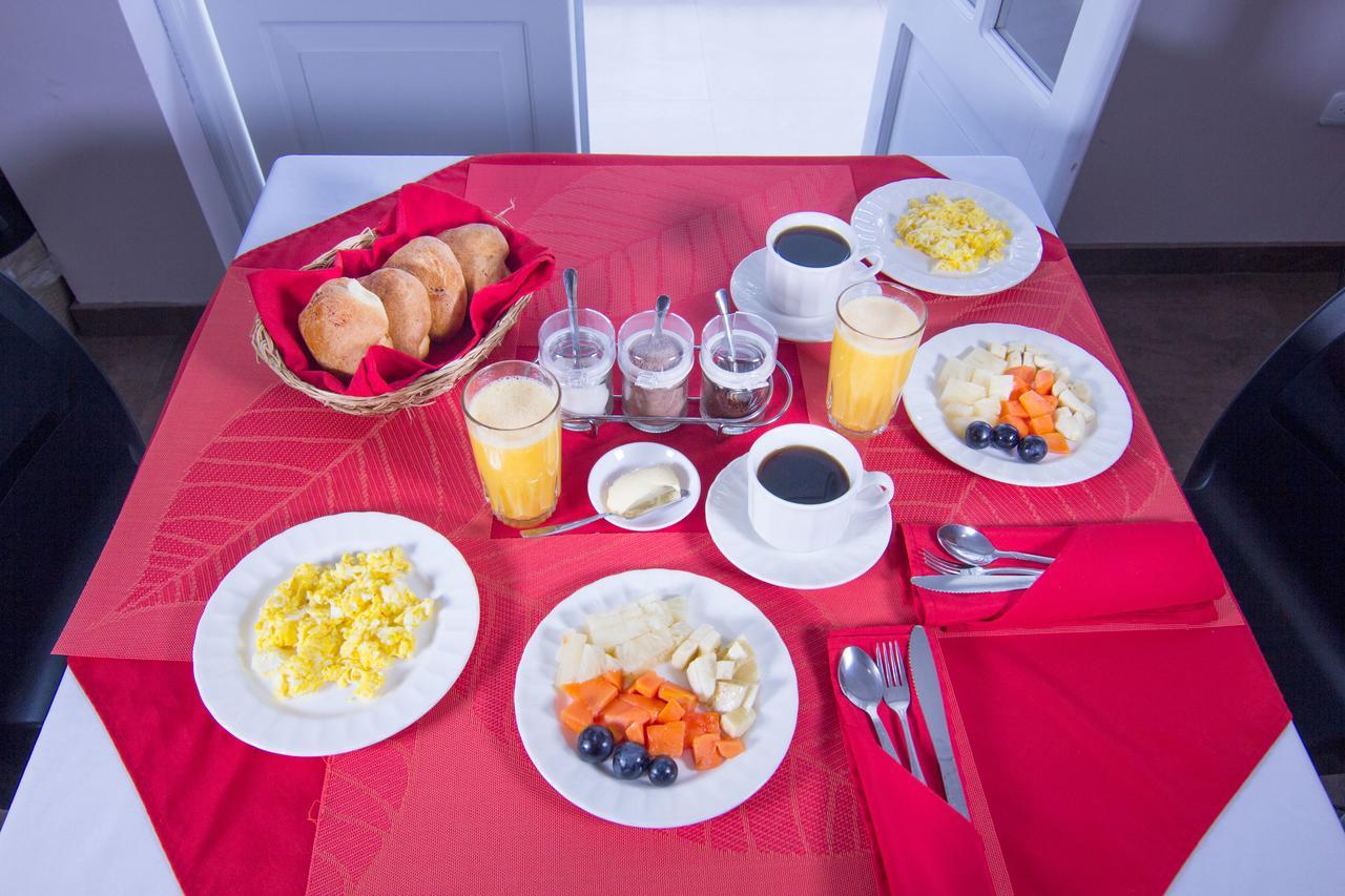 Hotel Europa Алауси Экстерьер фото
