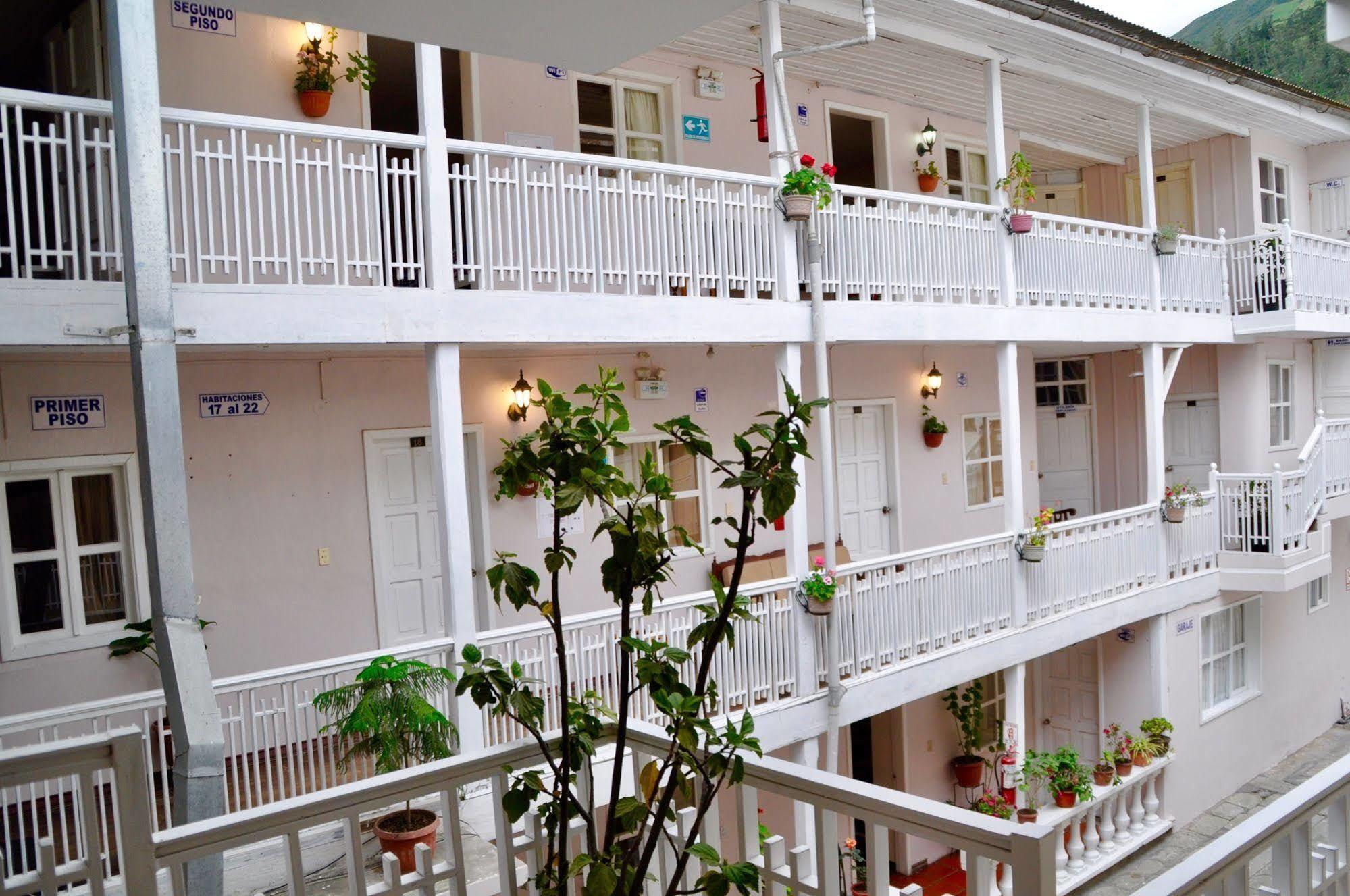Hotel Europa Алауси Экстерьер фото